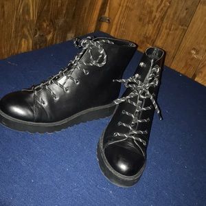 H&M Black 1.5in Platform Boots **RARELY WORN**
